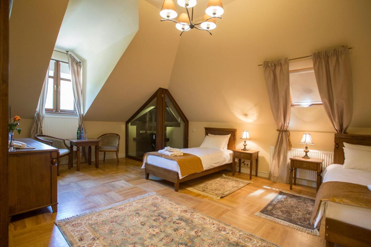 Palac Polanka Krosno Ngoại thất bức ảnh