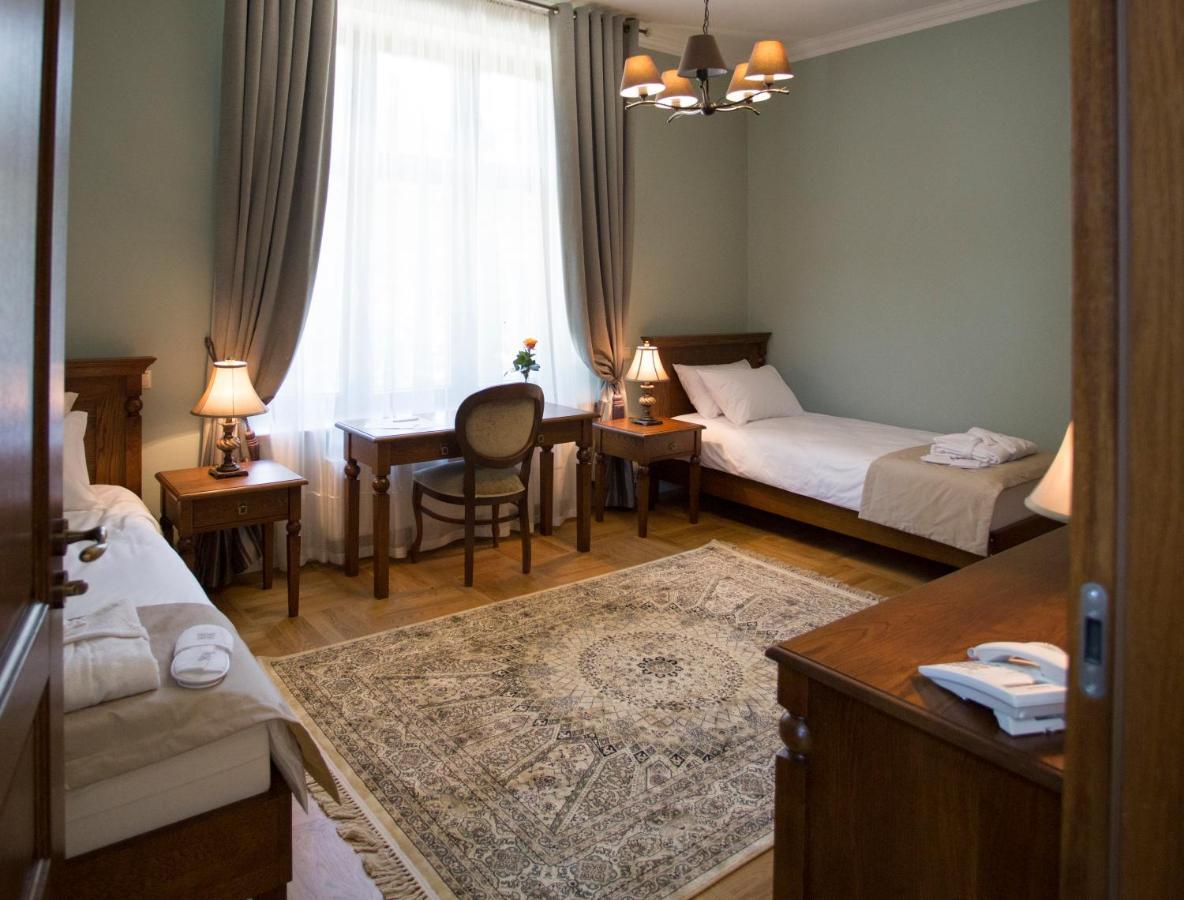 Palac Polanka Krosno Ngoại thất bức ảnh