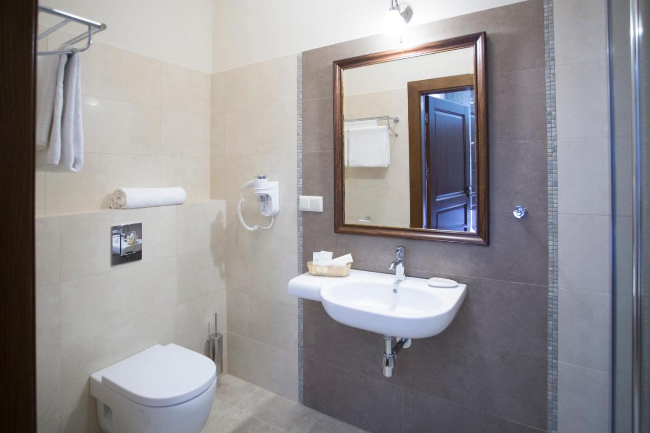 Palac Polanka Krosno Ngoại thất bức ảnh