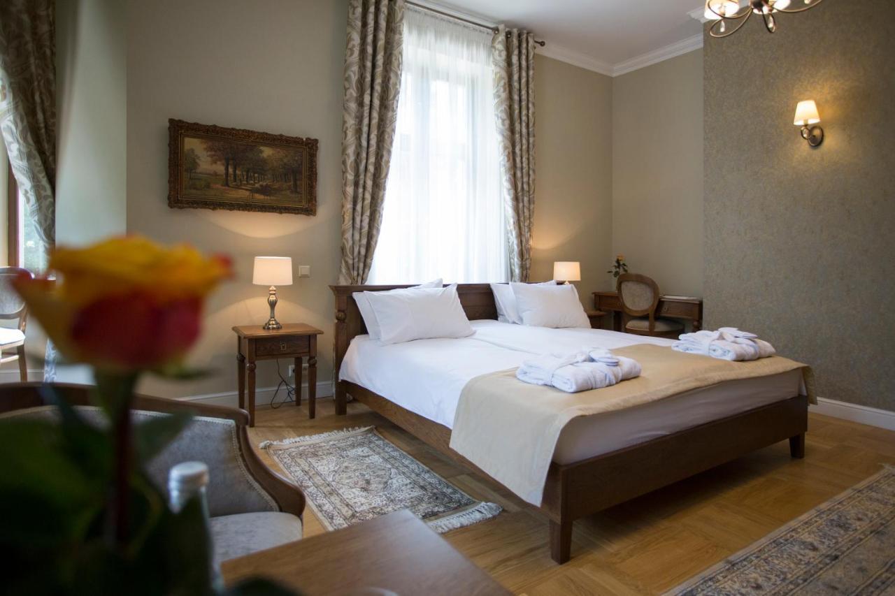 Palac Polanka Krosno Ngoại thất bức ảnh