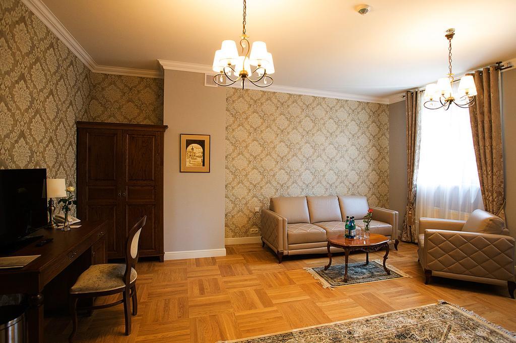 Palac Polanka Krosno Phòng bức ảnh