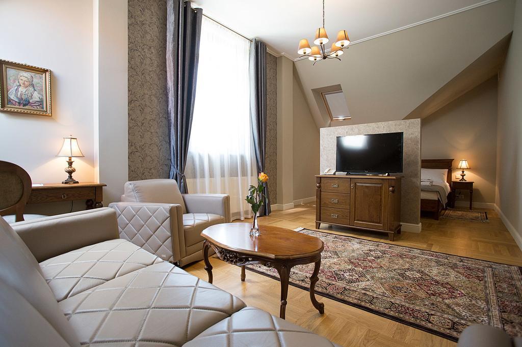 Palac Polanka Krosno Phòng bức ảnh