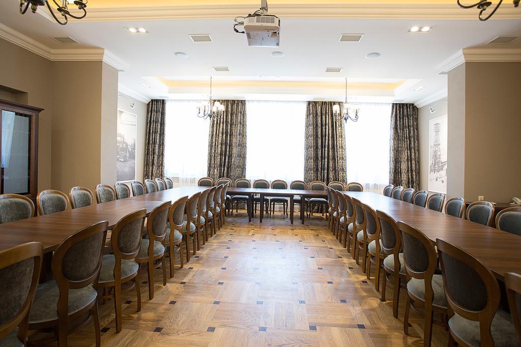 Palac Polanka Krosno Ngoại thất bức ảnh
